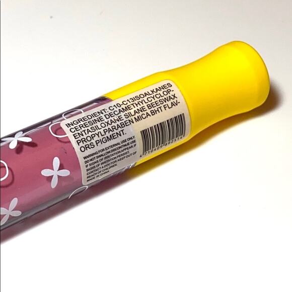 NEW Amuse LIP GLOSS 4.5" Tube Long Lasting 2039-2 Pink Lip Color Shine Make Up - Picture 3 of 5